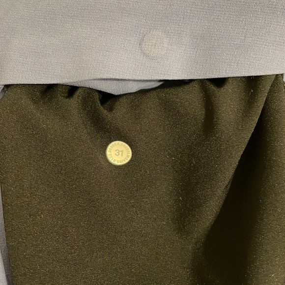 Blue lululemon ABC golf pants size 31 waist 30 length - Picture 3 of 8